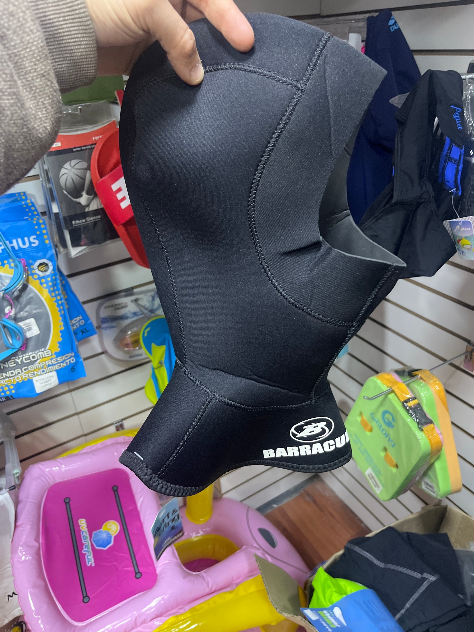 Capucha cap negro